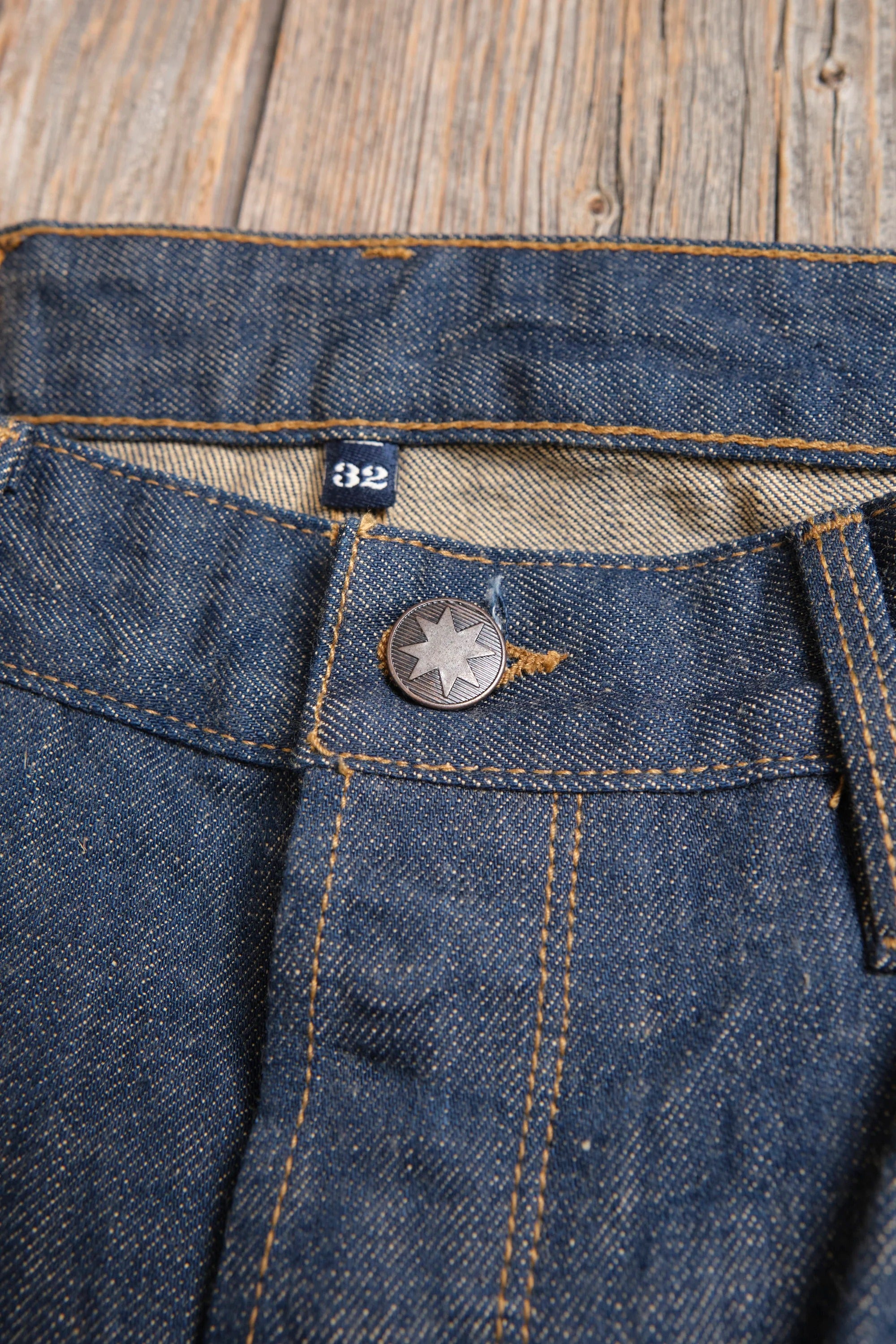 Freenote Cloth Modesto - 13oz Natural Rinsed Indigo