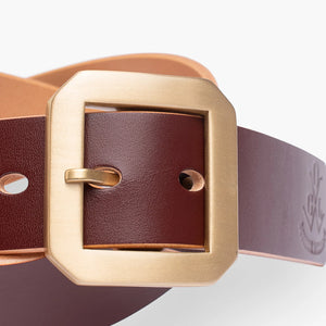 Obbi Good Label OGL Single Prong Garrison Buckle Leather Belt - Hand-Dyed Brown - Detail of belt buckled