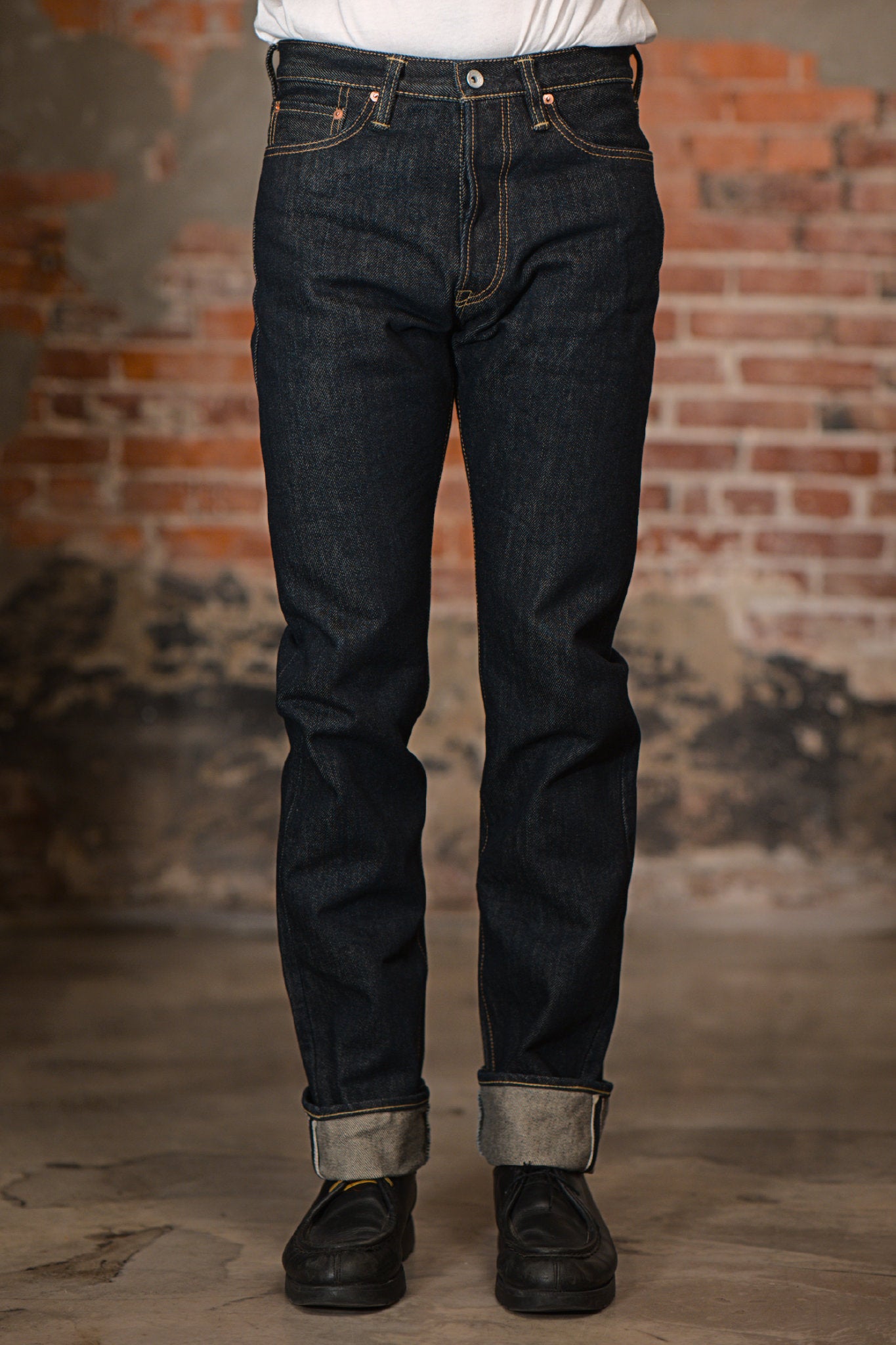 Iron Heart IH-888S-21 21oz Selvedge Denim Medium/High Rise Tapered Cut Jeans - Indigo