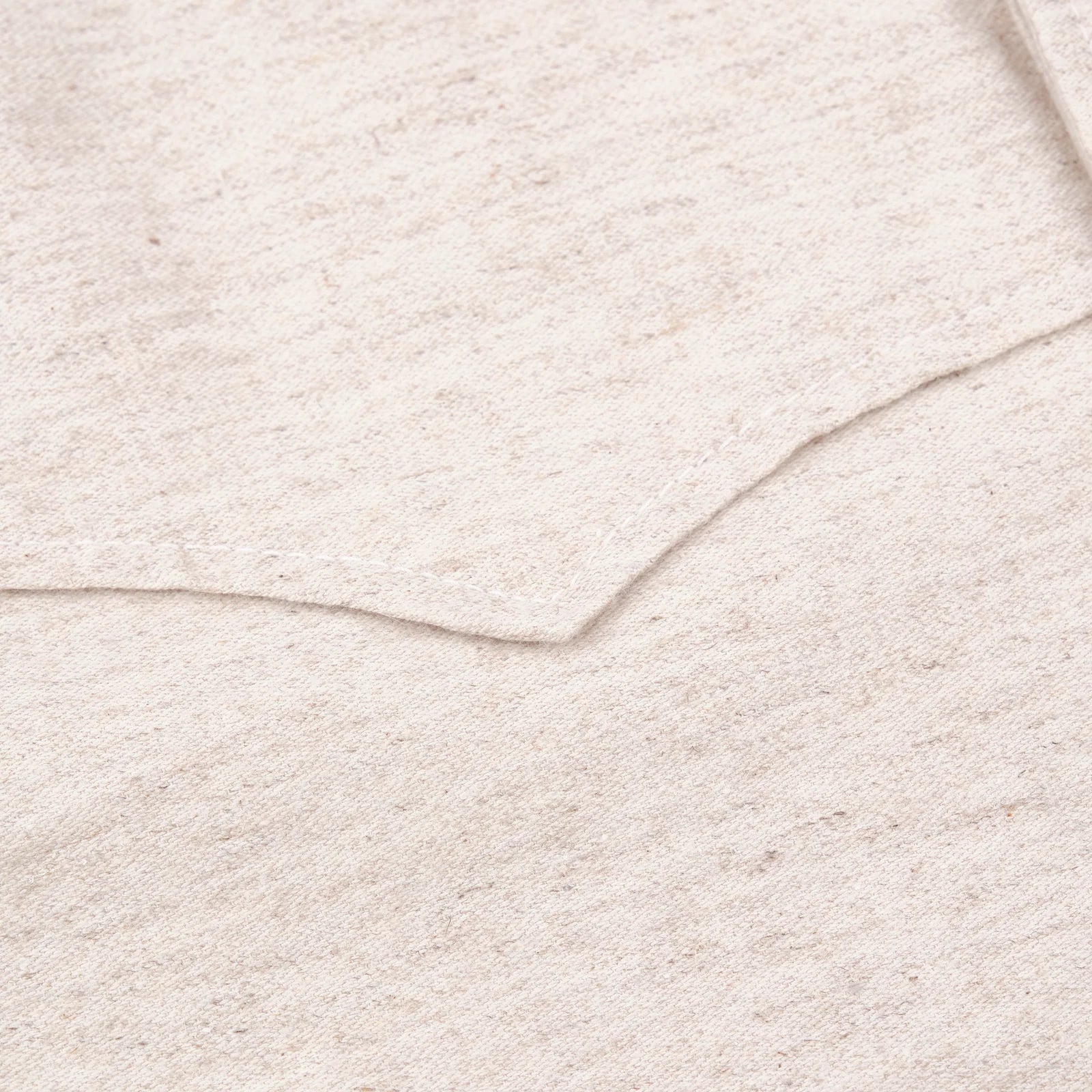 Freenote Cloth Huntsman - Natural Nep laid flat yoke detail and stitching 