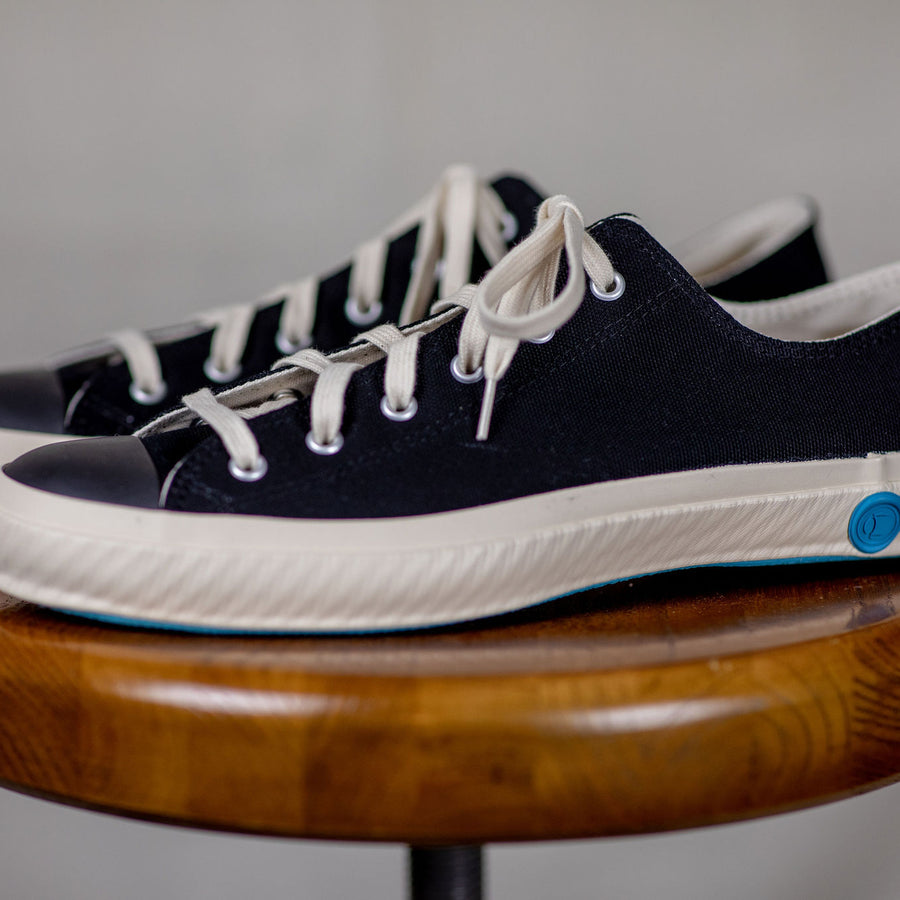 Shoes Like Pottery SLP01 JP Low Top Sneaker Black Franklin & Poe