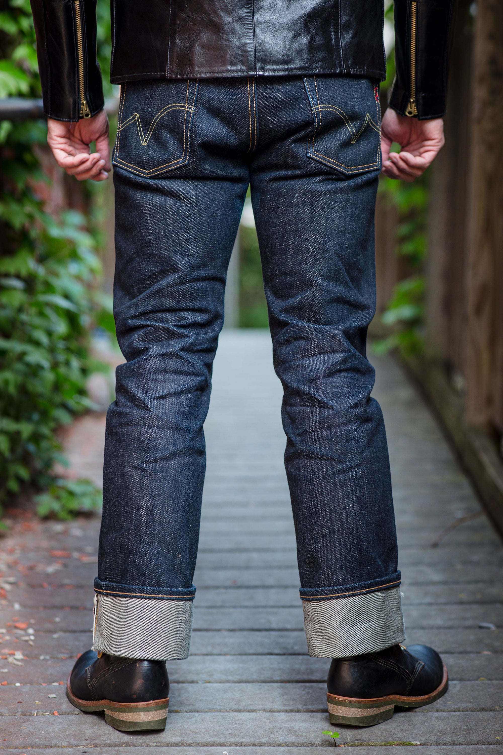 Iron Heart IH-666-XHS 25oz Selvedge Denim Slim Straight Cut - Indigo