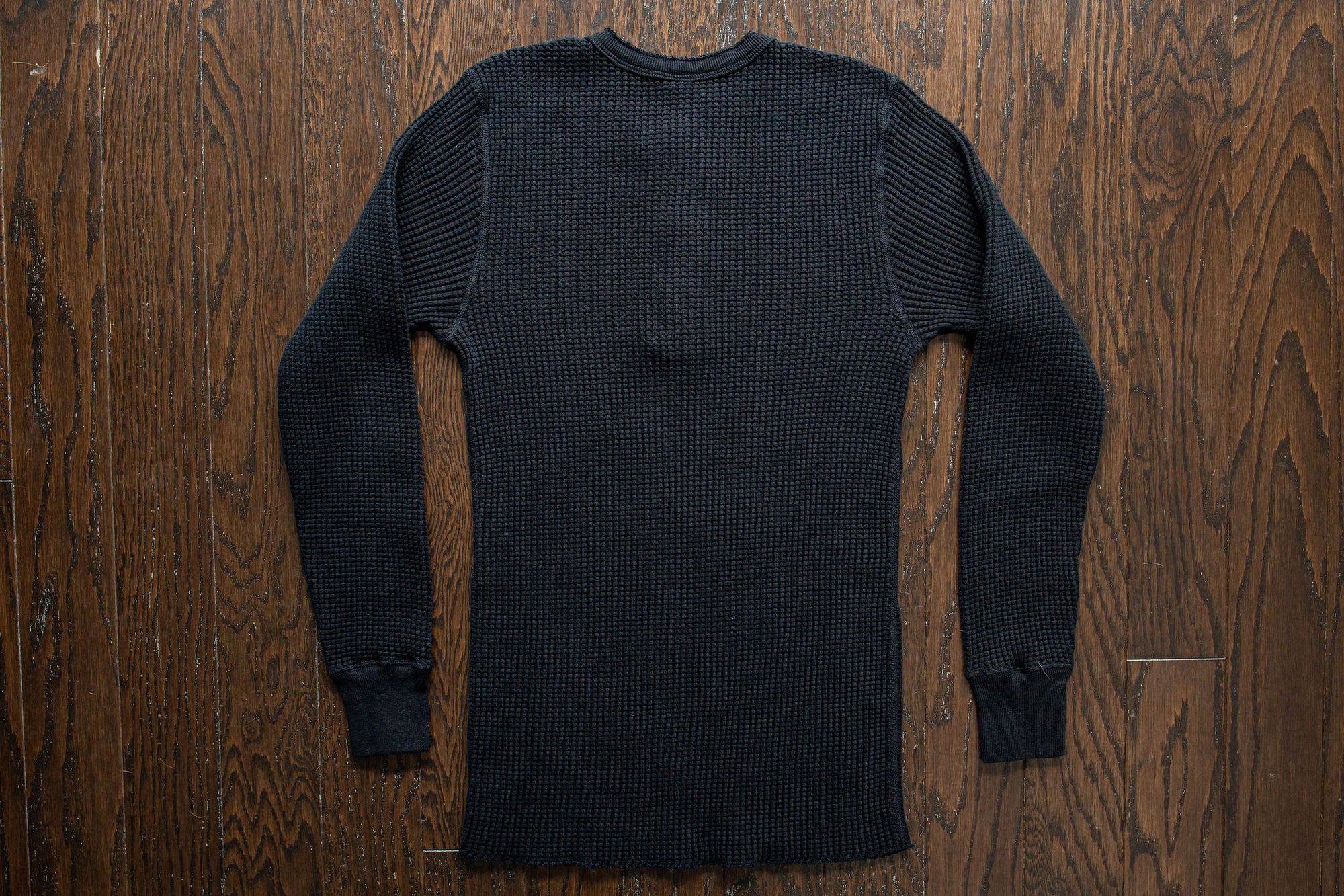 UES Big Waffle Henley - Black